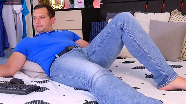 Jimmy_Doss লাইভ XXX চ্যাট