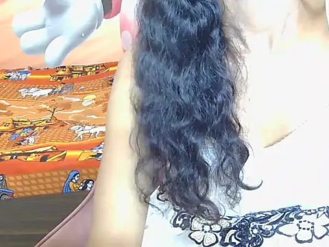 Amisha-19 - Boobs show