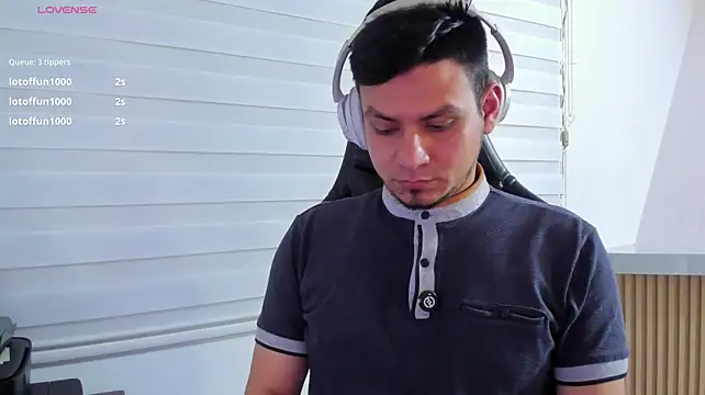 Rick_Adams – Naživo XXX chat