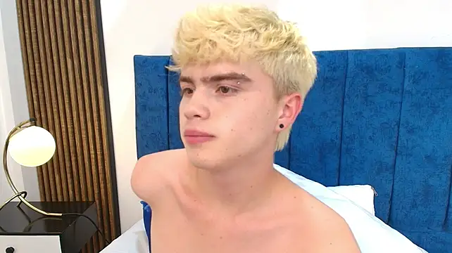 Ian_Stone XXX чат на живо