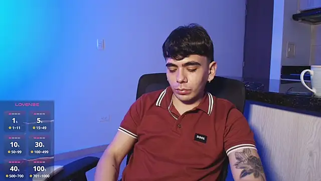 jey_salvatore Chat XXX in diretta