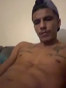 PE1ON live XXX chat
