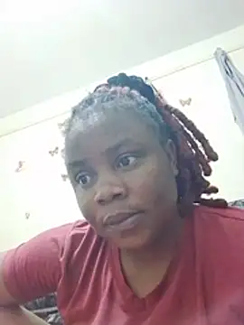 ebonyzoey Adlı Modelin Canlı XXX Sohbeti