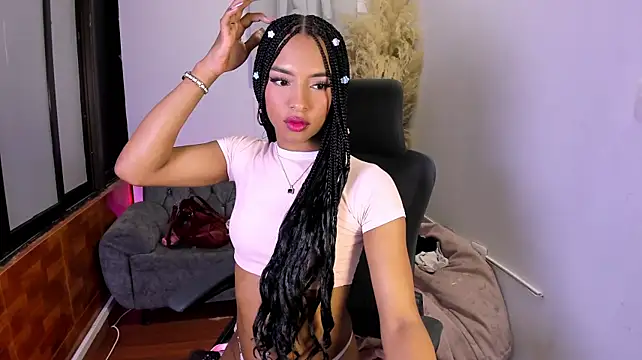צ'אט XXX בשידור חי של VictoriaRousse_
