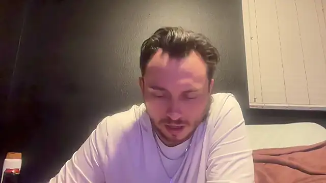Chat XXX en directo de hungandcloudy