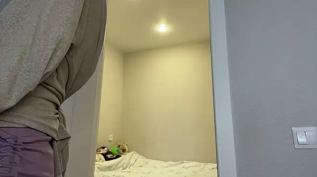SibleyBurner - Show color my panties for u