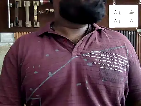 hairy_indian_dad Шоу с уебкамера