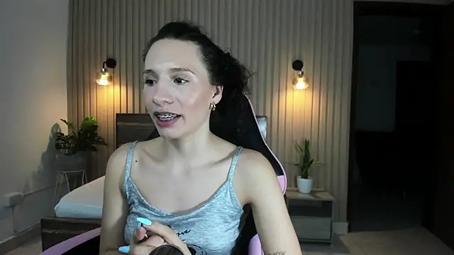 Онлайн чат XXX valeryn__rosse