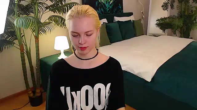 แชท XXX สดของ HannahHolliss