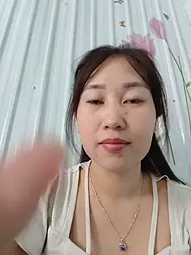 Elly_love2's Live XXX Chat