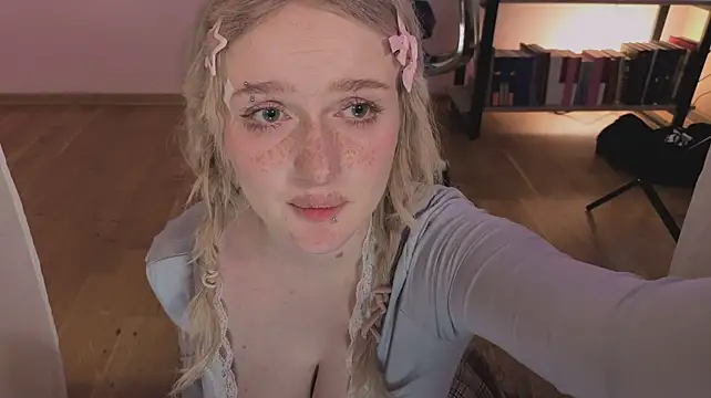ELLIEJAY's Live XXX Chat