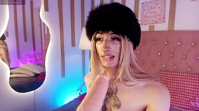 Daphne_Velmont Chat XXX live
