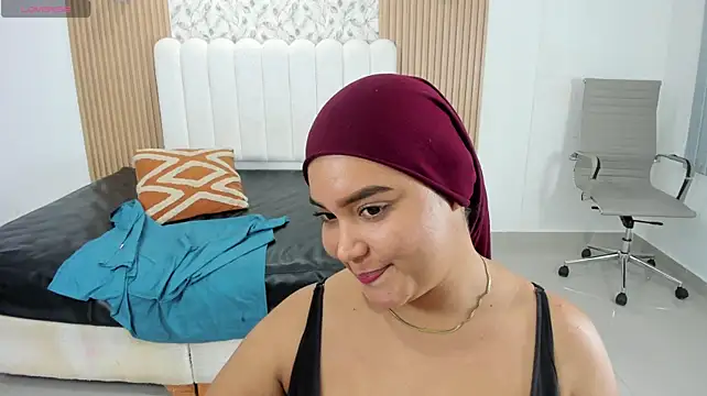 Habi_arabic - show boobs