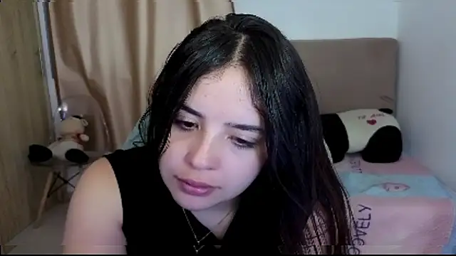 _alicia_z - Domi check for 2 minutes