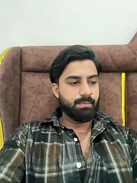 Royalboy_03 Adlı Modelin Canlı XXX Sohbeti