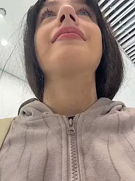 แชท XXX สดของ Lilonok