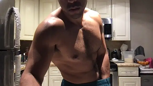 BigGuyMuscle Chat XXX live