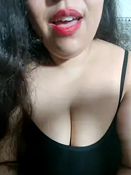 Hot-lino XXX чат на живо