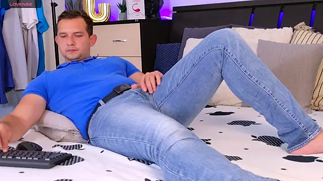 XXX chat uživo modela Jimmy_Doss