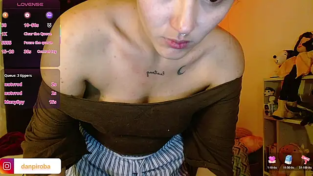 Ludo_kitty - deepthroat and saliva