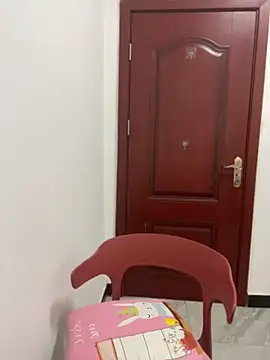 Lipinger 现场XXX聊天