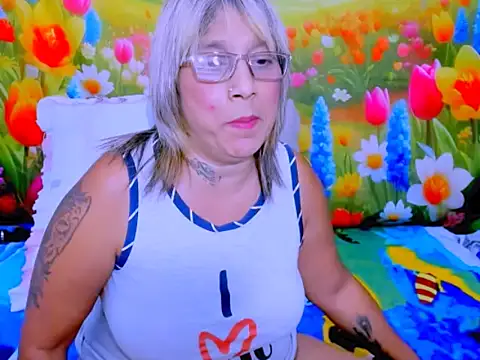 Онлайн чат XXX indianroxy