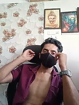 צ'אט XXX בשידור חי של BlackkCrab