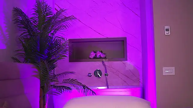 EvaMorreti Chat XXX live