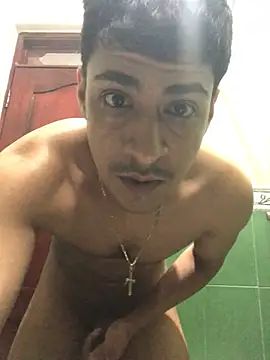 Show modela tudemoledor na web-kameri