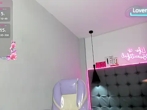 scarletcherry18 XXX чат на живо