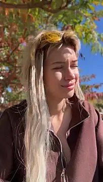 KikiWatson - Flash boobs in public ❤️💦