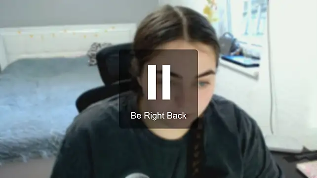 kitsune_8 Chat XXX live