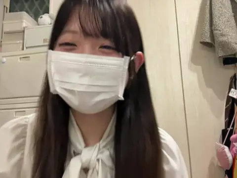 Y-u-r-a-33 - キャミぽい