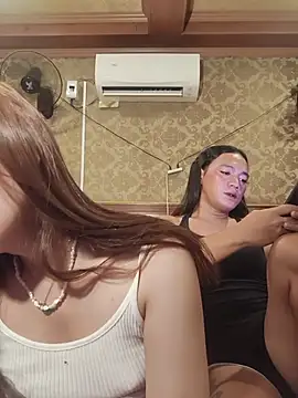 Онлайн чат XXX hugecock_belle