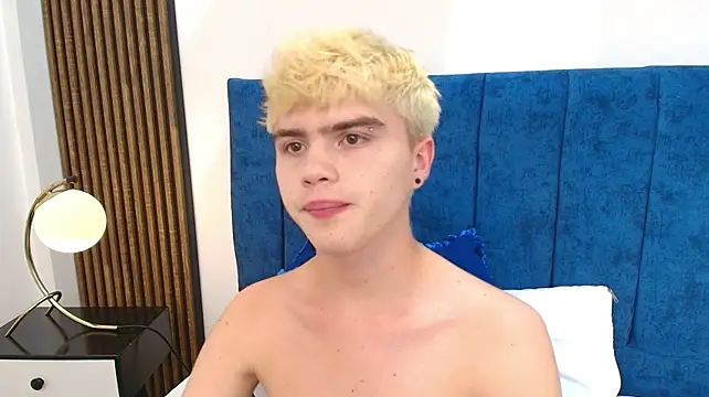 Ian_Stone XXX чат на живо