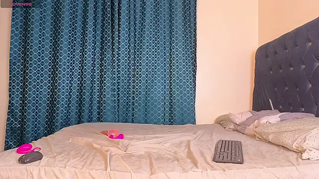 Živý XXX chat Ebony_Goddexxx