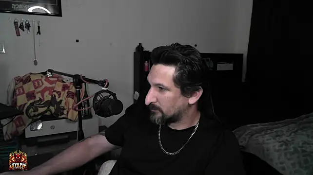 DevilPup75_: απευθείας συνομιλία ΧΧΧ