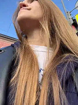 StreetSquirt Chat XXX live