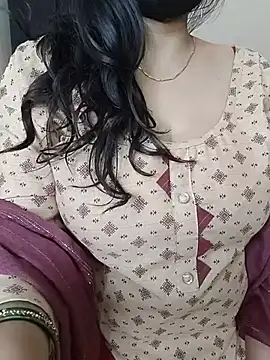 _in_v_a_n_i_ll_a - Ice on boobs