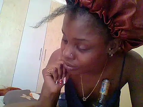 hippy_mell live XXX chat