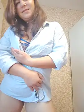 צ'אט XXX בשידור חי של Susan8421