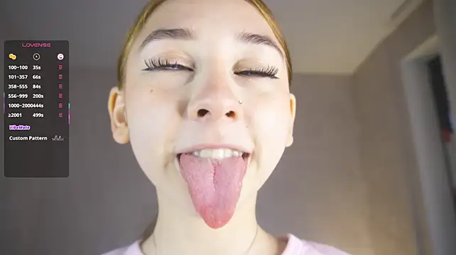 Sssonya - lick my pretty finger