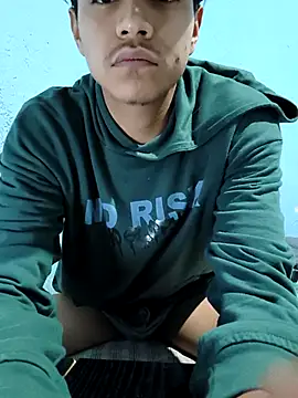 XXX chat uživo modela 666Daemon666