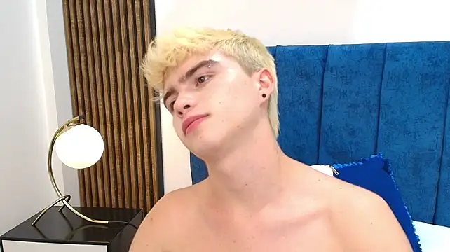 Chat +18 de Ian_Stone ao vivo
