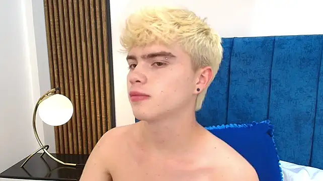 Chat XXX Live Ian_Stone