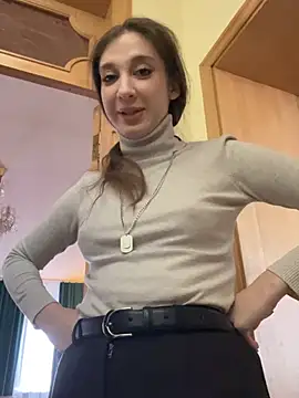 CherryBombs- Adlı Modelin Canlı XXX Sohbeti