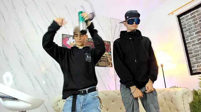 COOL_BOYS2 élő XXX-chatje