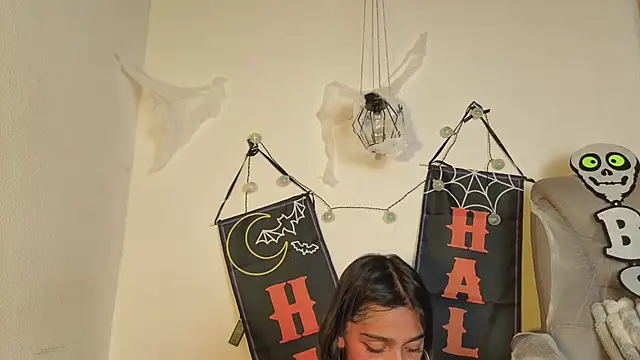 Dafne_girl4u - TWERK ASS WITHOUT PANTYS