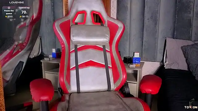 isaacblaze_'s Live XXX Chat