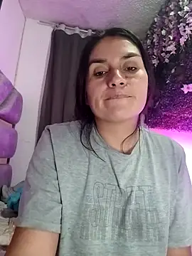 Chatroom XXX en direct de AlejandraCortez_